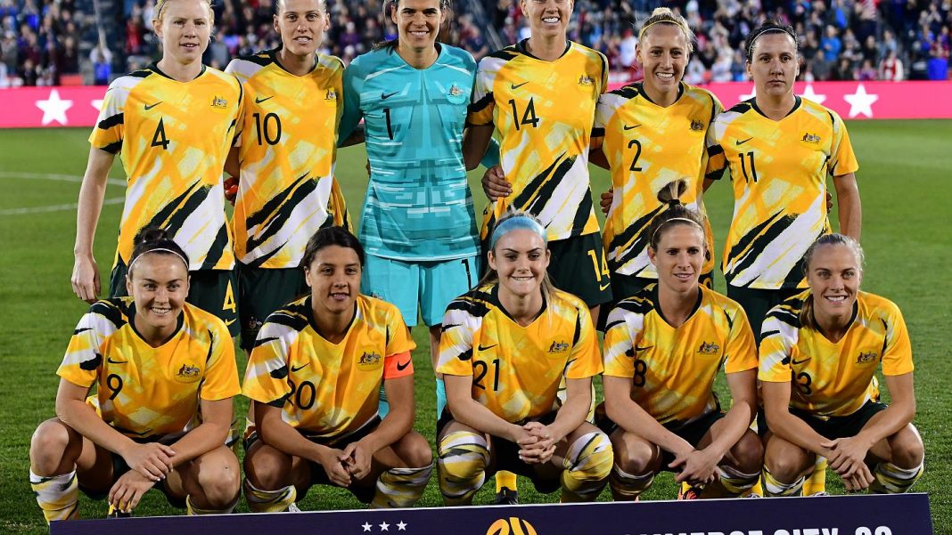 Selección femenina de Australia recibirá salarios igualitarios tras