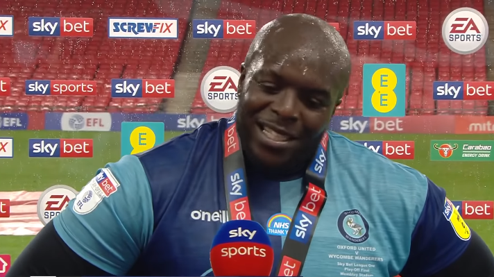 La Conmovedora Historia De Adebayo Akinfenwa - Futbol Sapiens