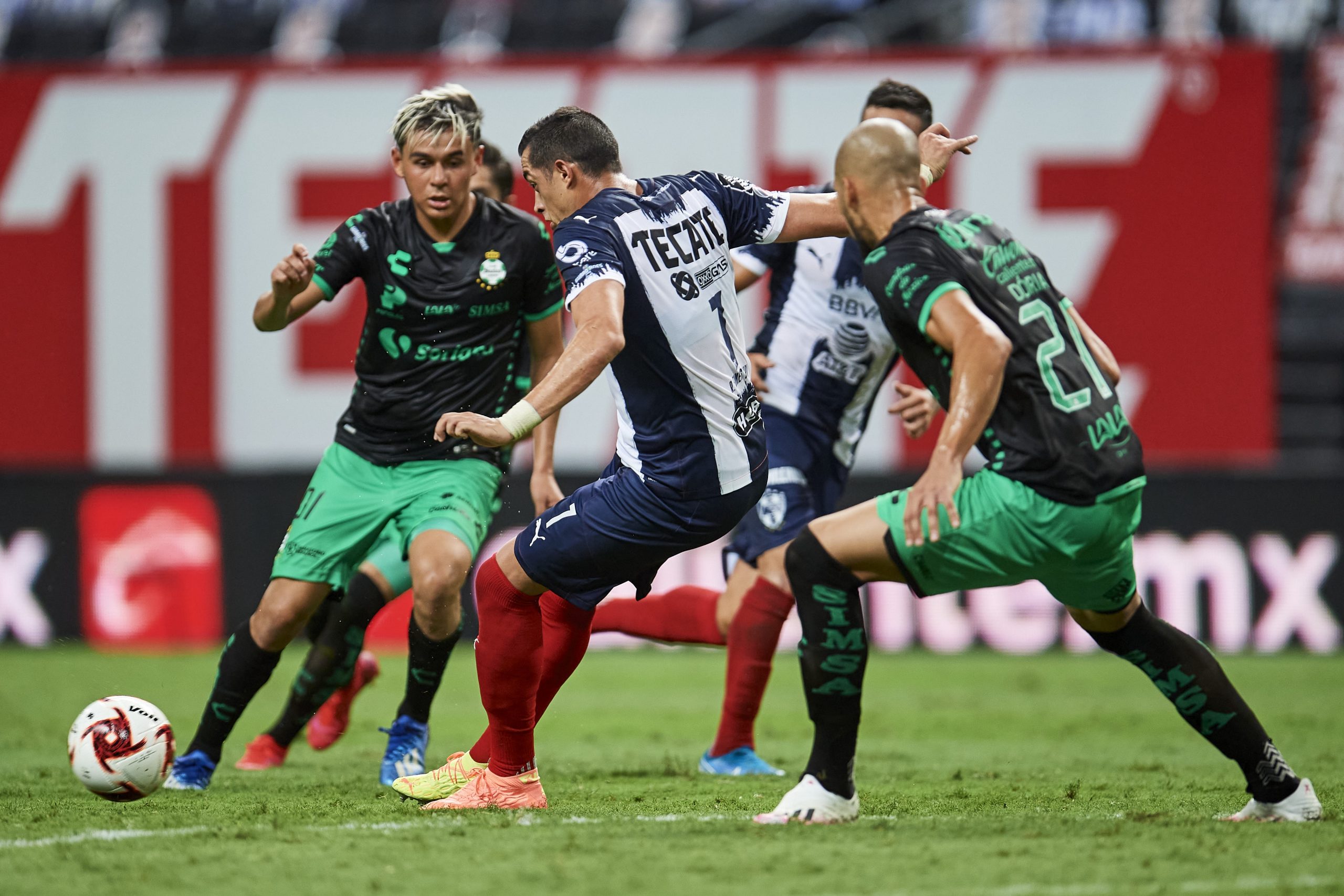 Monterrey salvó un punto ante Santos sobre el final Futbol Sapiens