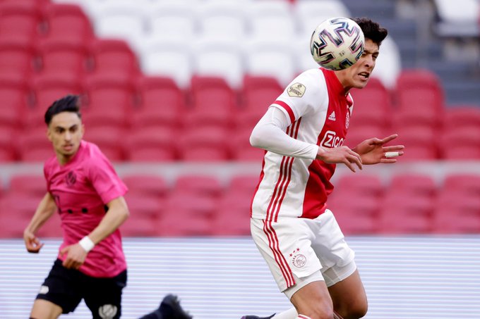 Edson Álvarez Deja Al Ajax A Un Paso Del Título Futbol Sapiens